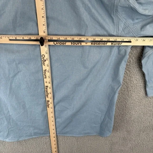 NEW Duluth Trading Shirt Mens Large Light Blue Untucked Relaxed Fit Button Down - Picture 7 of 8